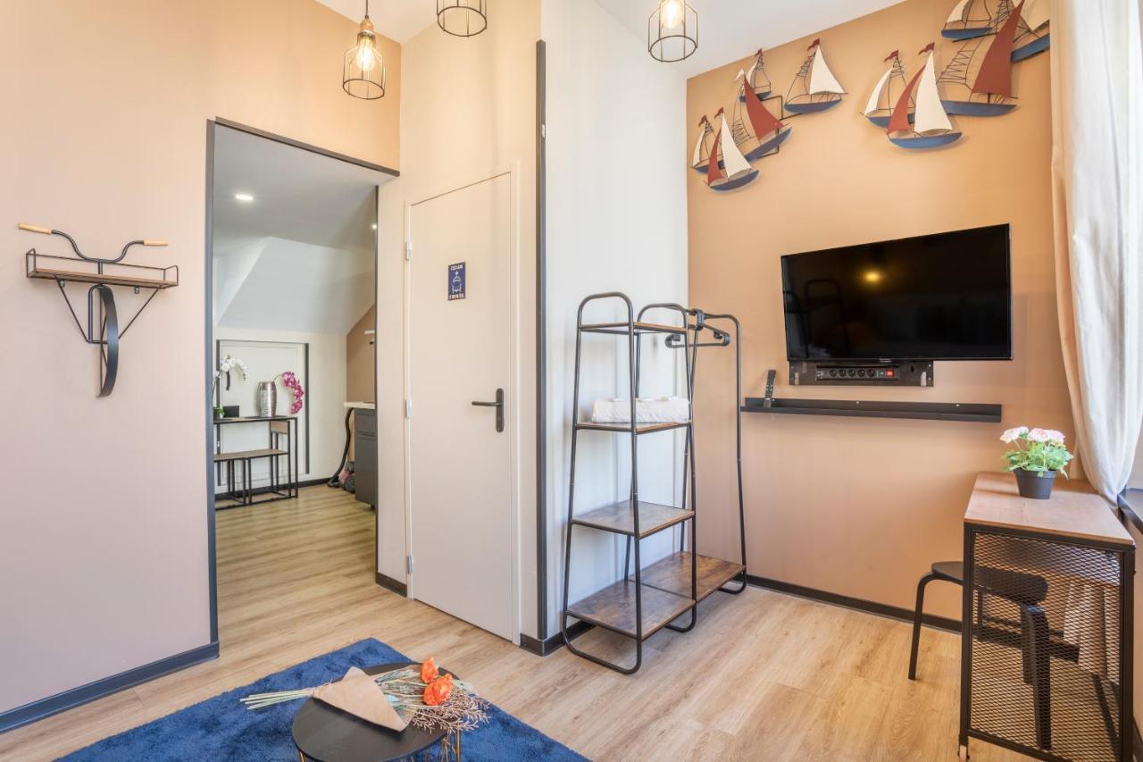Adira Resid'Marseille Vieux-Port 2 Etoilesアパートメント エクステリア 写真