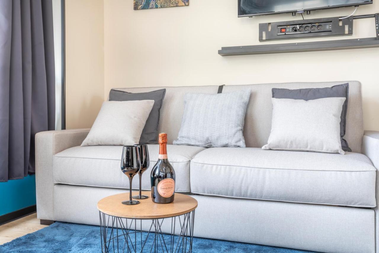 Adira Resid'Marseille Vieux-Port 2 Etoilesアパートメント エクステリア 写真